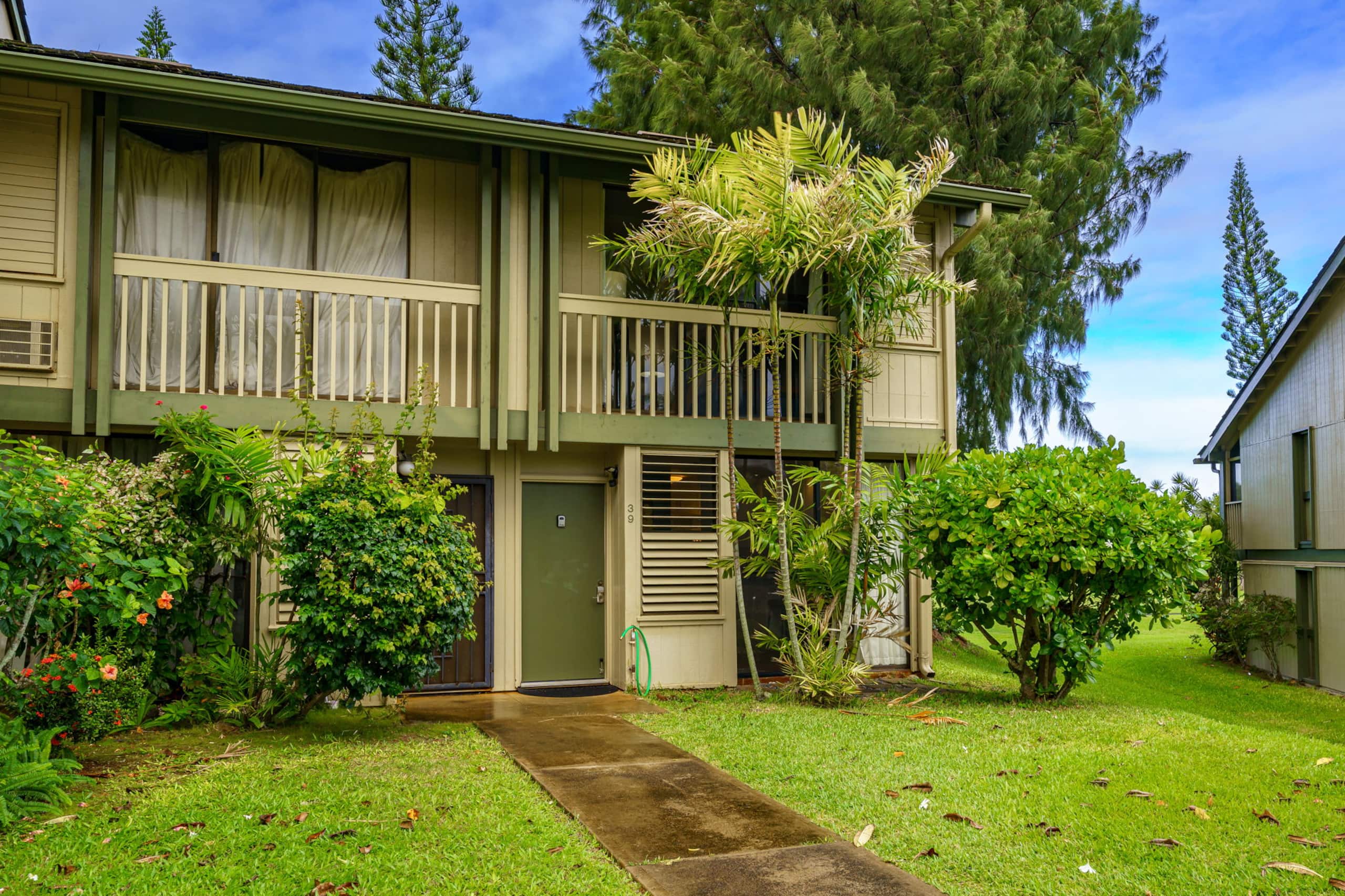 Condo in Kahuku · ★4.83 · 2 bedrooms · 3 beds · 2.5 shared baths - Image 21