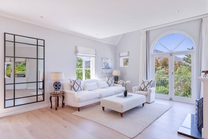 Sublime five bed property in glorious setting gallery image 3