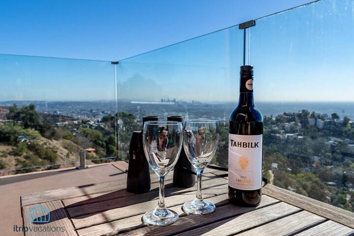 “Best Jet Liner Views” in LA on “Staycation” show gallery image 5