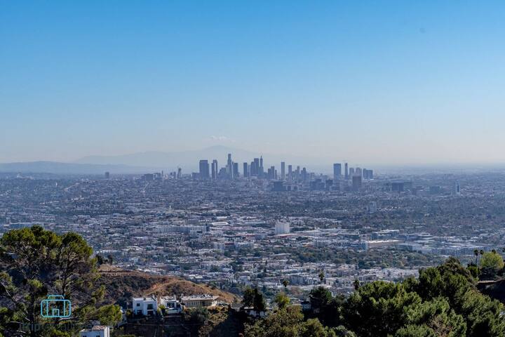 “Best Jet Liner Views” in LA on “Staycation” show gallery image 3