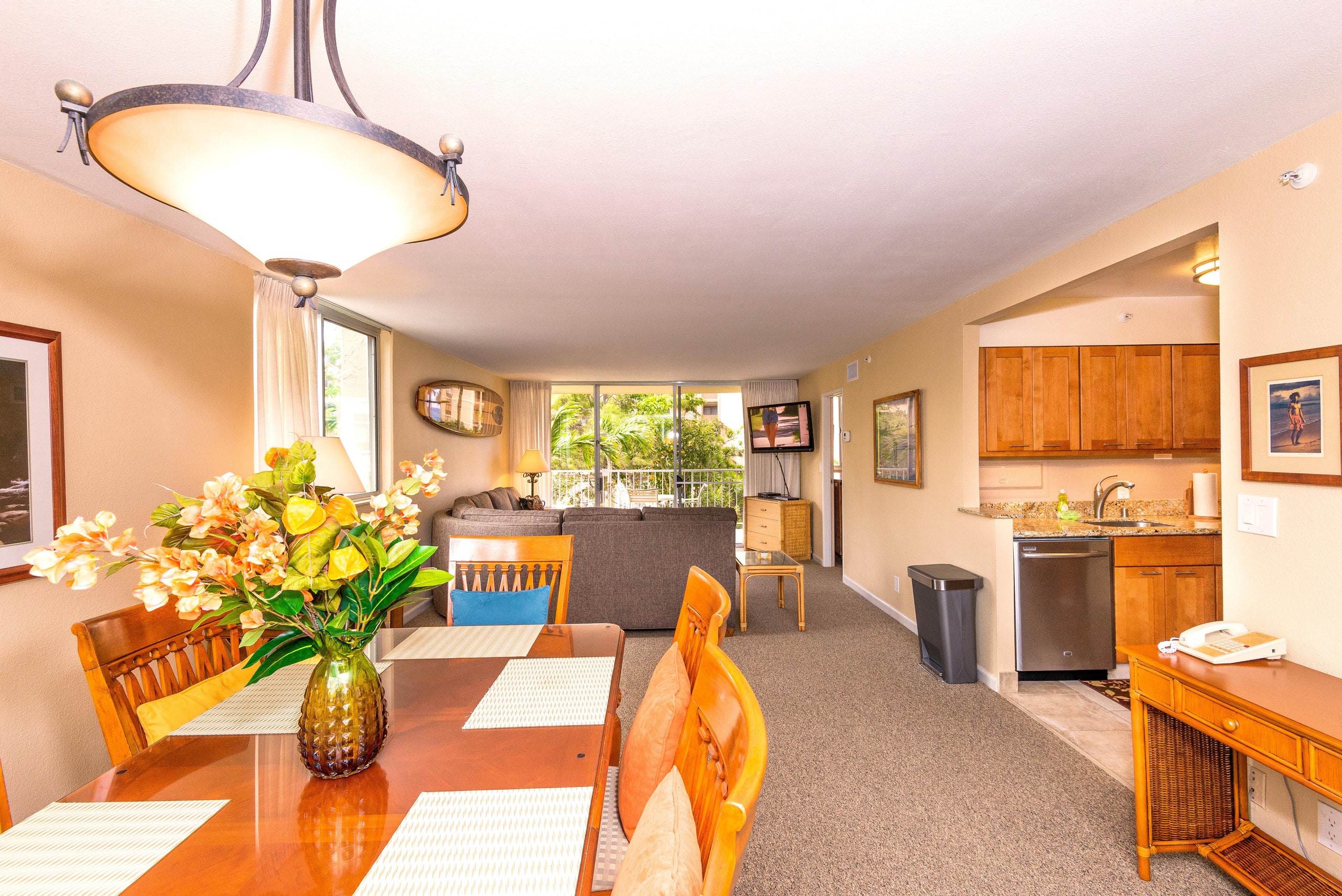 Condo in Lahaina · ★4.65 · 2 bedrooms · 4 beds · 2 baths - Image 6