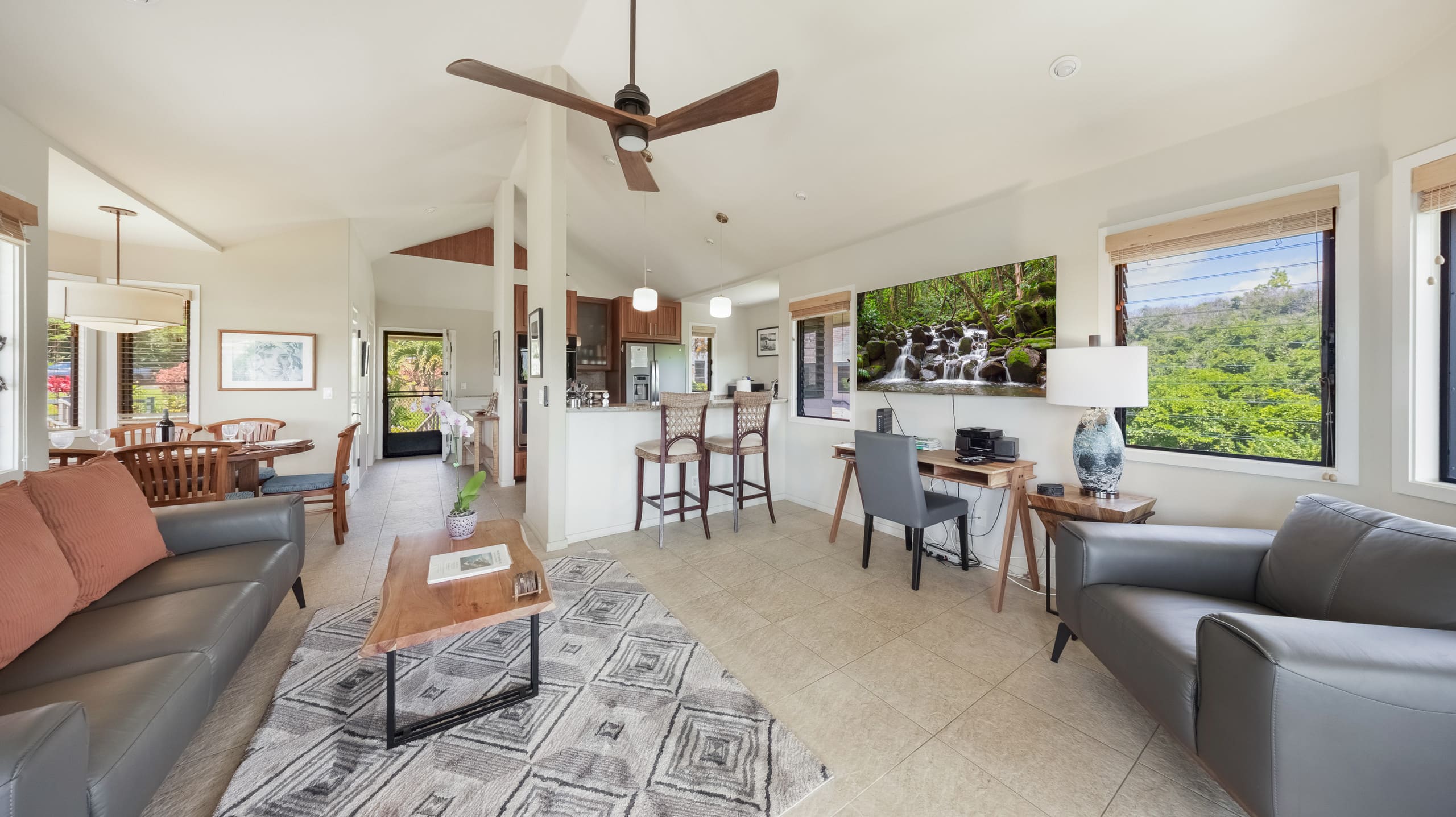 Condo in Princeville · ★4.9 · 3 bedrooms · 3 beds · 2.5 baths - Image 10