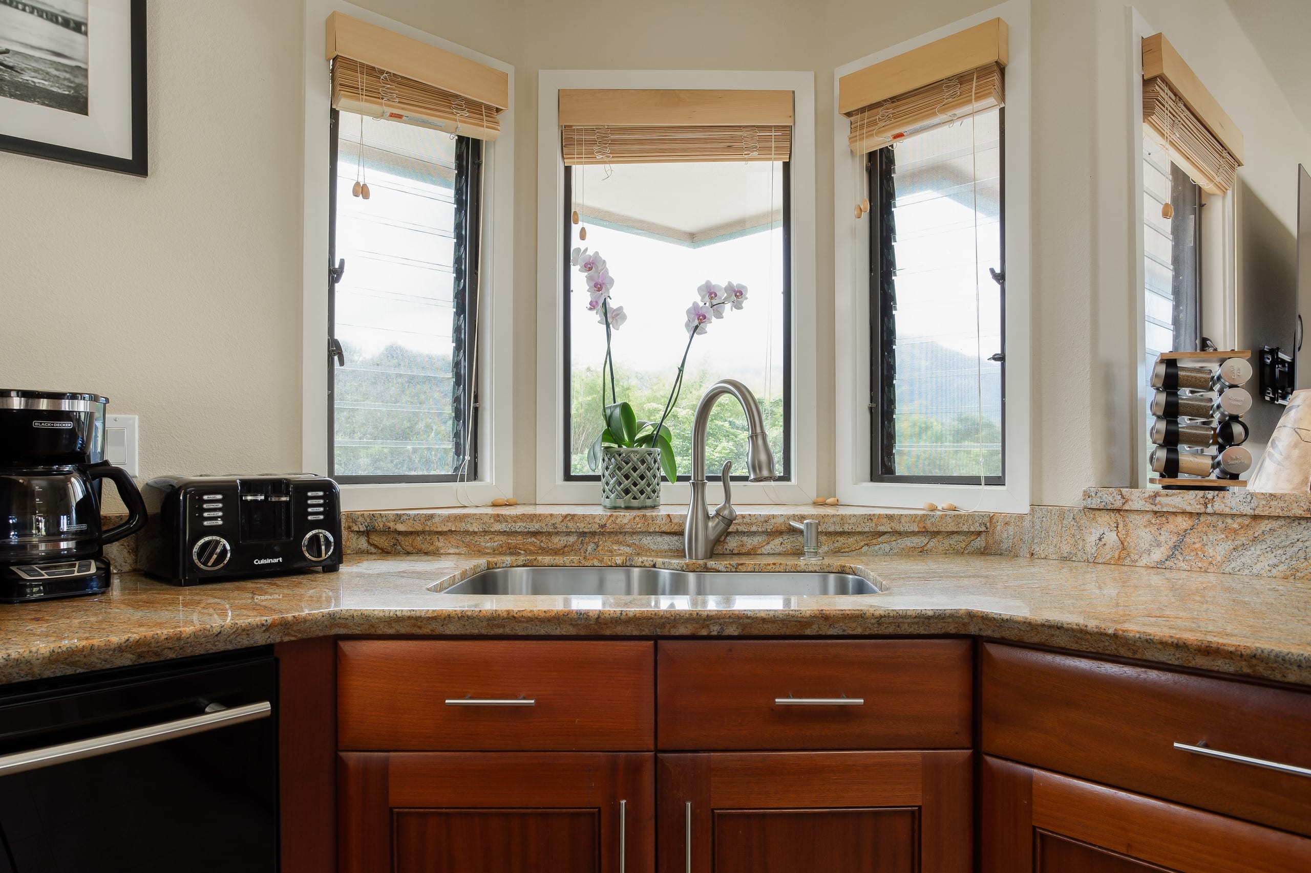 Condo in Princeville · ★4.9 · 3 bedrooms · 3 beds · 2.5 baths - Image 9