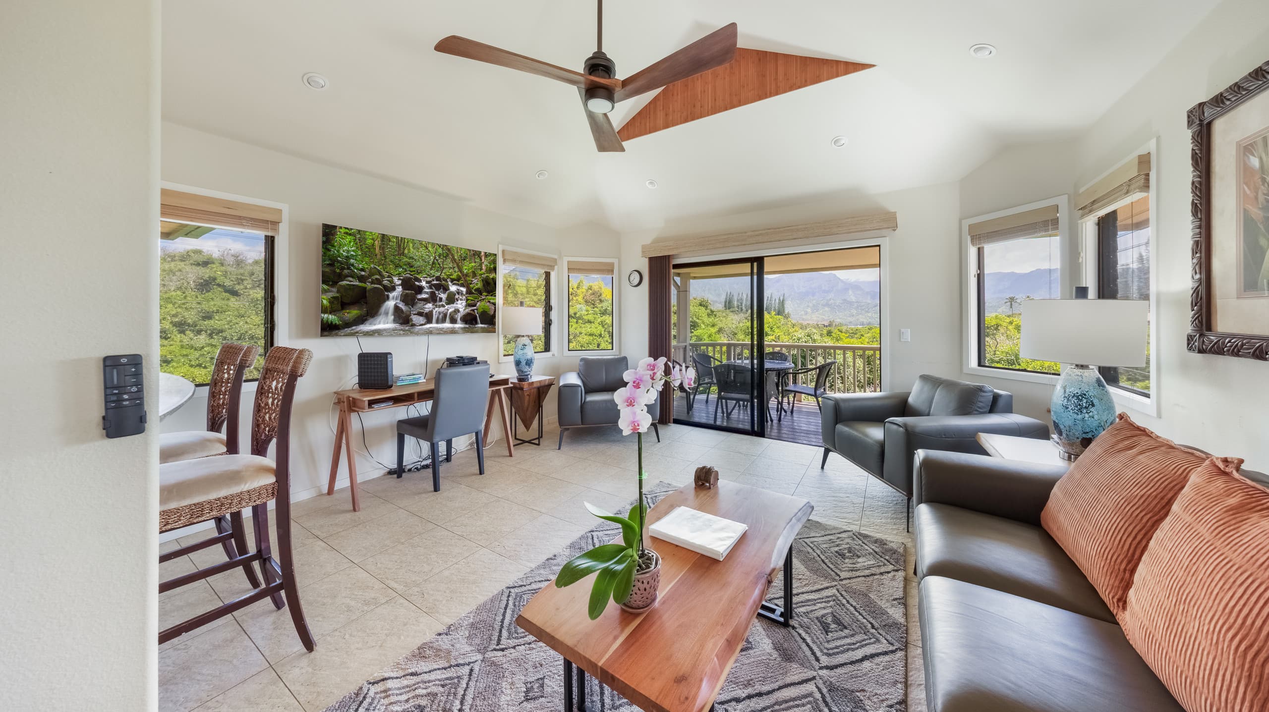 Condo in Princeville · ★4.9 · 3 bedrooms · 3 beds · 2.5 baths - Image 12
