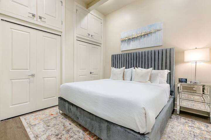The Downtown Location You Want to Stay at in Nola gallery image 5