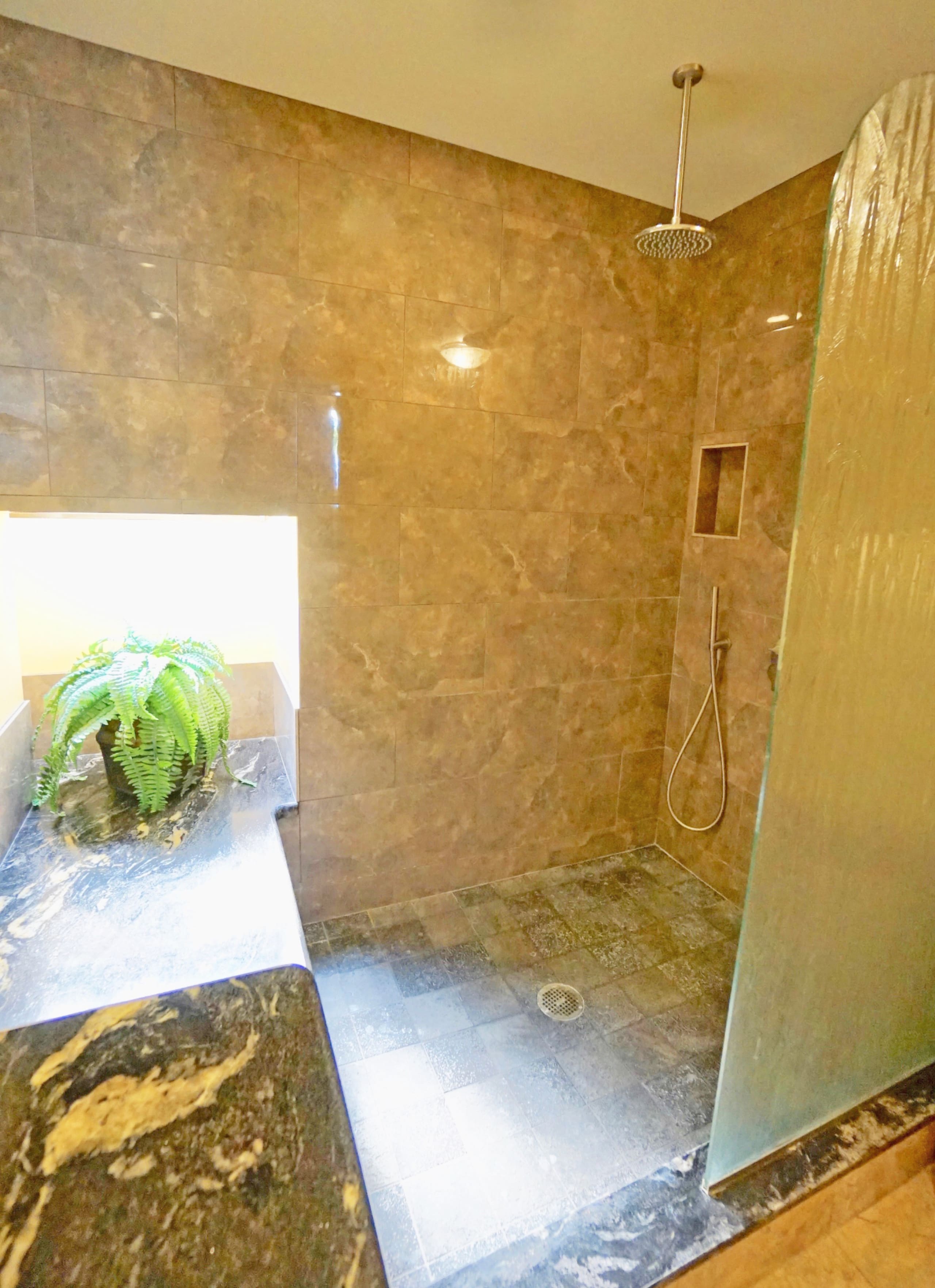 Condo in Waimea · ★5.0 · 2 bedrooms · 2 beds · 2.5 baths - Image 14