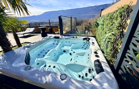 Villa heated pool spa sauna air conditioning