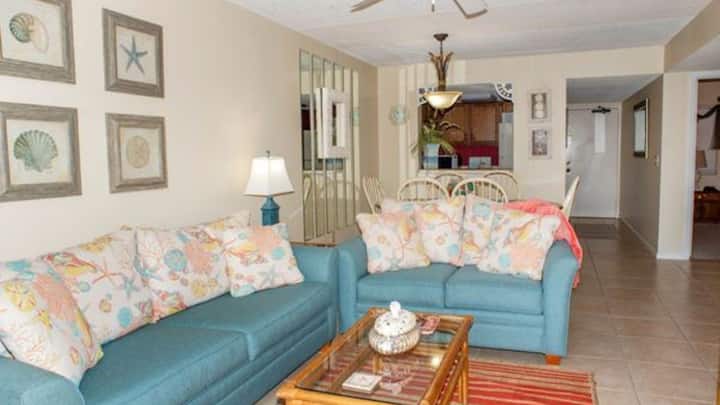 Family-friendly St. Augustine Condo Oceanfront R - St. Augustine Beach, FL