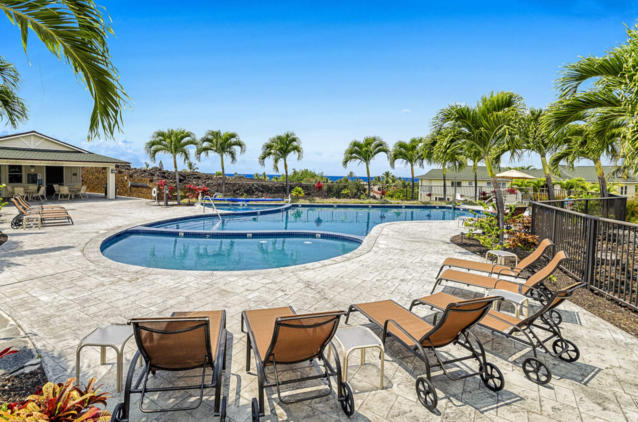 Townhouse in Kailua-Kona · ★5.0 · 3 bedrooms · 3 beds · 2.5 baths - Image 5
