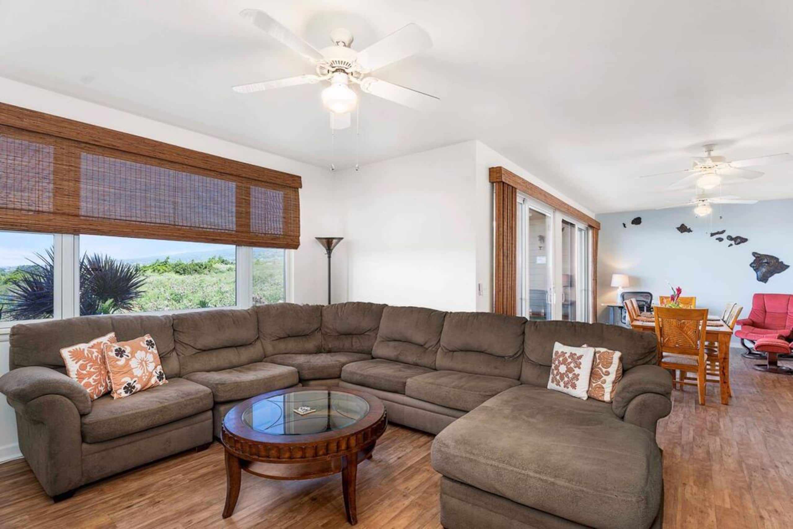 Townhouse in Kailua-Kona · ★5.0 · 3 bedrooms · 3 beds · 2.5 baths - Image 12