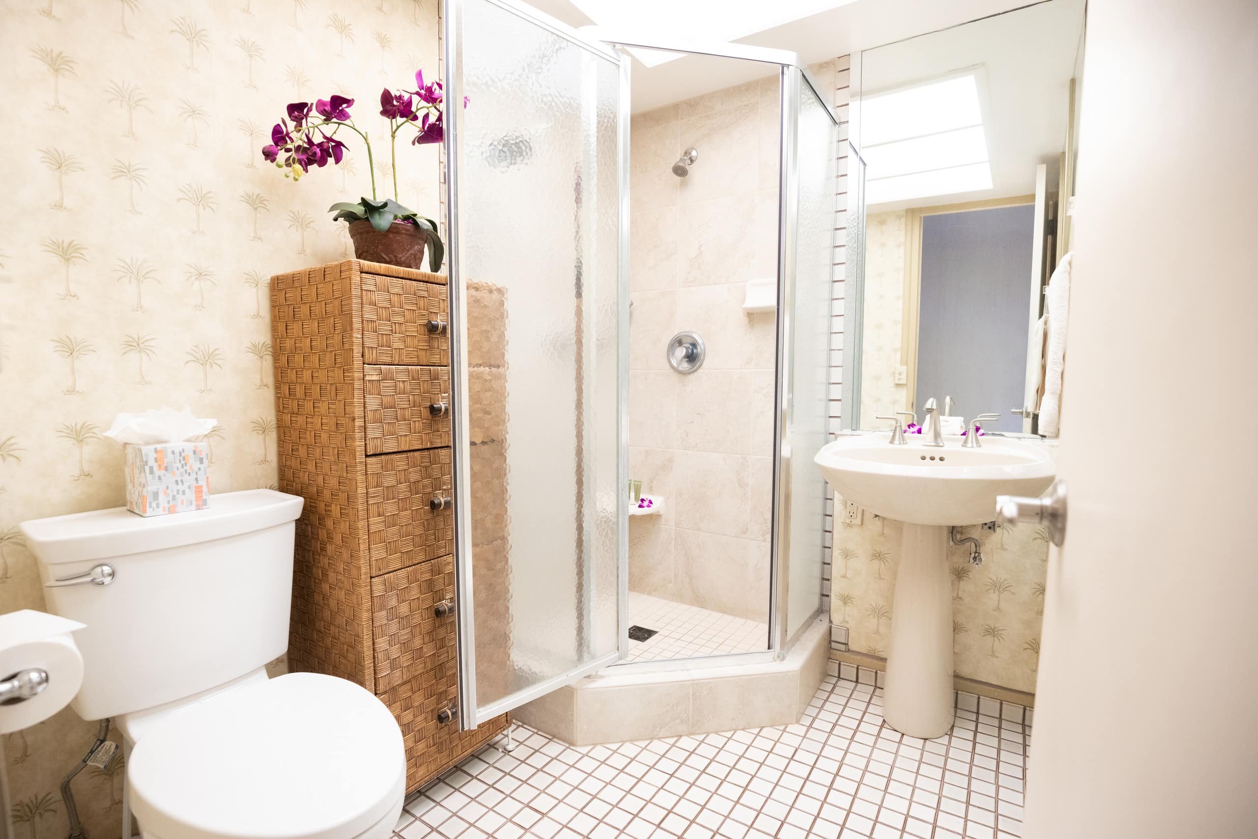 Condo in Lahaina · ★4.76 · 2 bedrooms · 2 beds · 2 private baths - Image 17