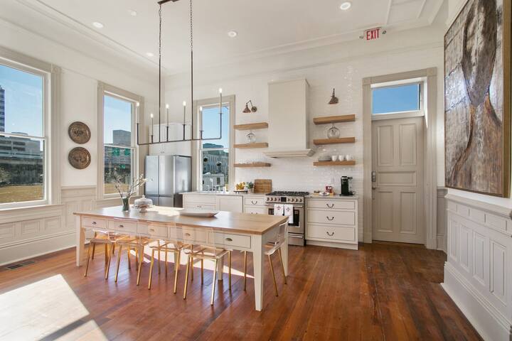 The Orleans House | One of a Kind Historic Landmark w POOL near FQ gallery image 5