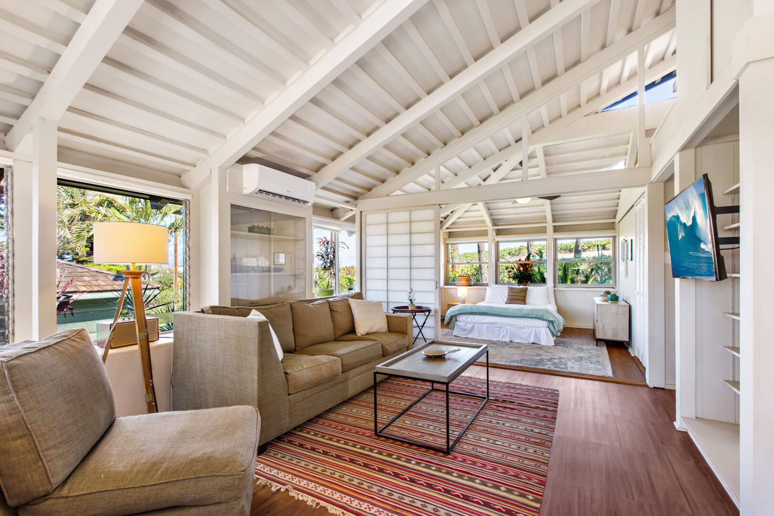 Condo in Lahaina · ★4.27 · 2 bedrooms · 3 beds · 1.5 baths - Image 8