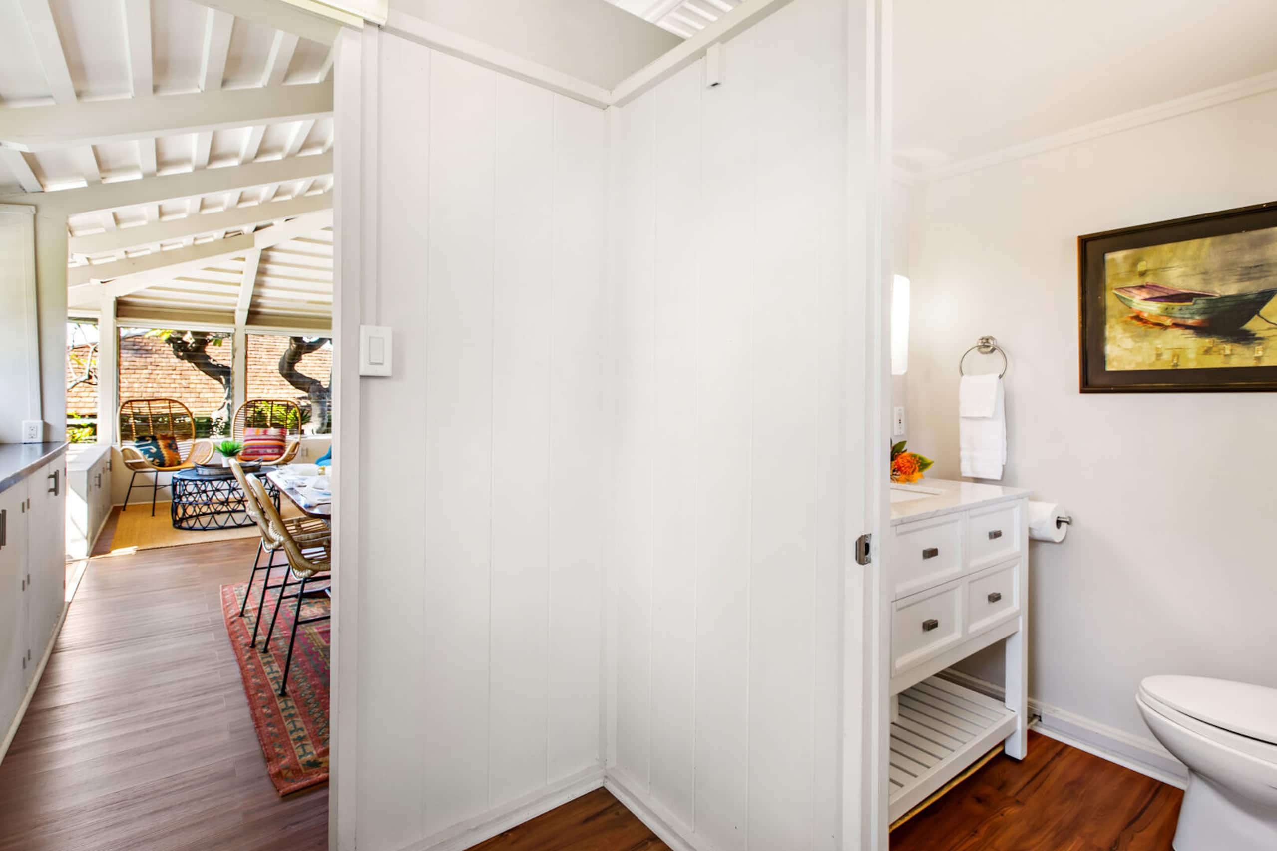 Condo in Lahaina · ★4.27 · 2 bedrooms · 3 beds · 1.5 baths - Image 10