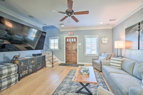 Modern Retreat ~ 1/2 Mi to Bryant-Denny Stadium
