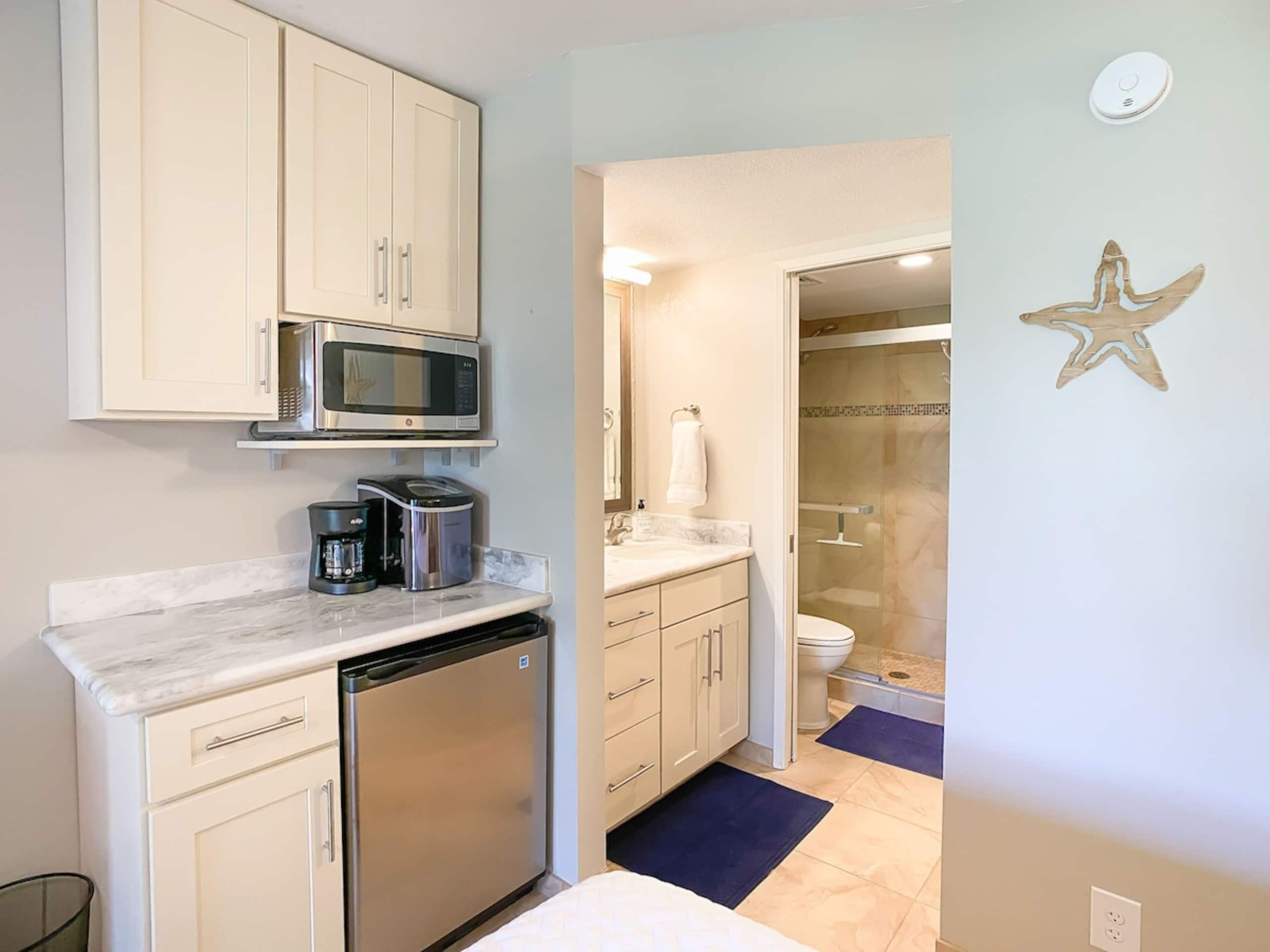 Condo in Kihei · ★4.58 · 1 bedroom · 2 beds · 1 bath - Image 5