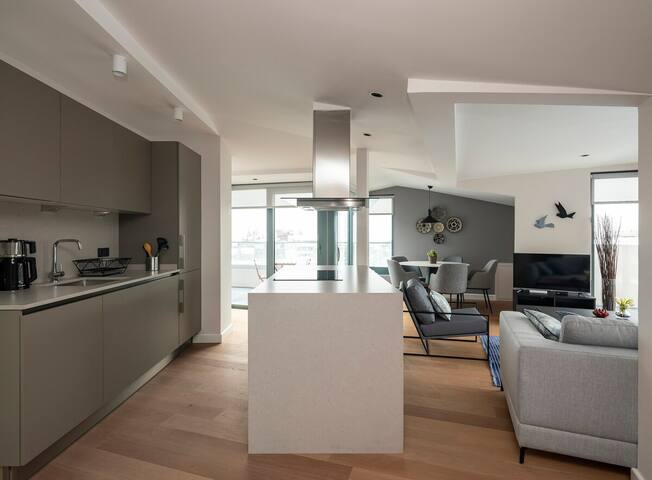 Penthouse Duplex 3BR/2.5Bath Bosphorus Views! #70 gallery image 3