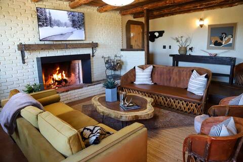 CASITA MISTICA a Southwest Adobe Field Home