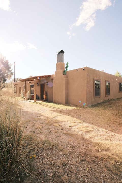 CASITA MISTICA a Southwest Adobe Field Home