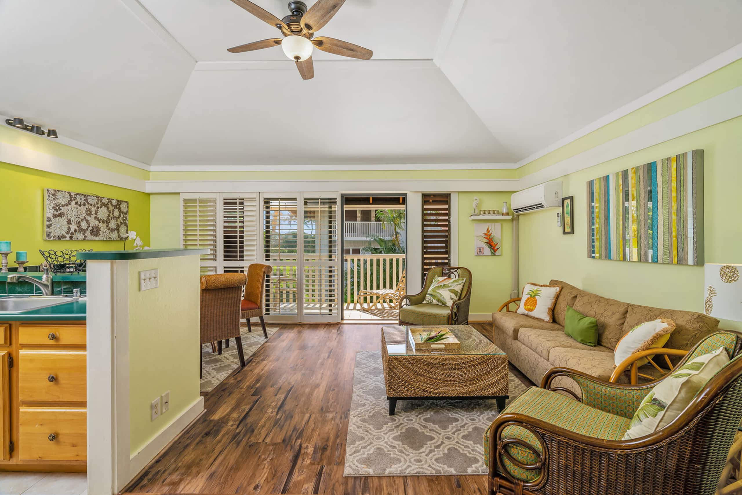 Condo in Koloa · ★4.92 · 1 bedroom · 2 beds · 1 private bath - Image 7