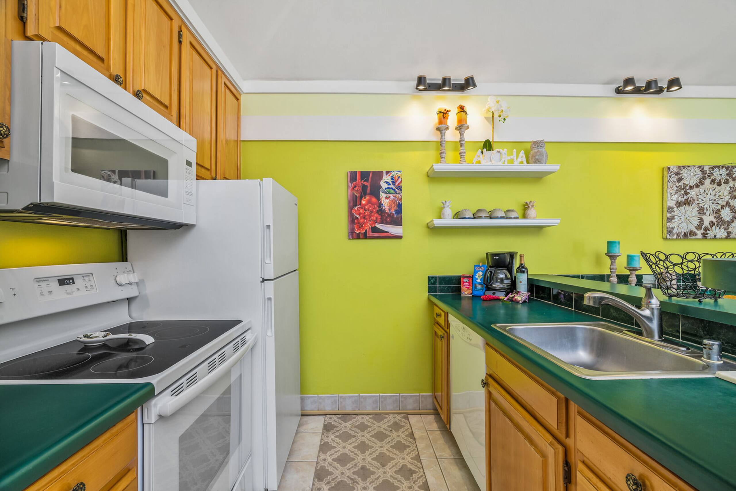 Condo in Koloa · ★4.92 · 1 bedroom · 2 beds · 1 private bath - Image 8