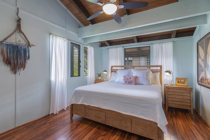 2nd floor King Bedroom