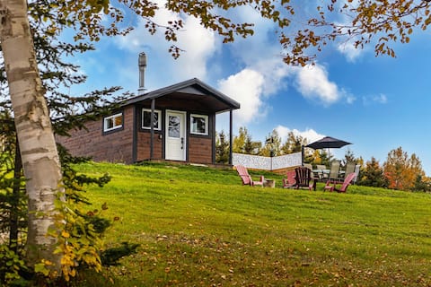 Chalet Coyote - Lake, Horses, Trail, Fishing