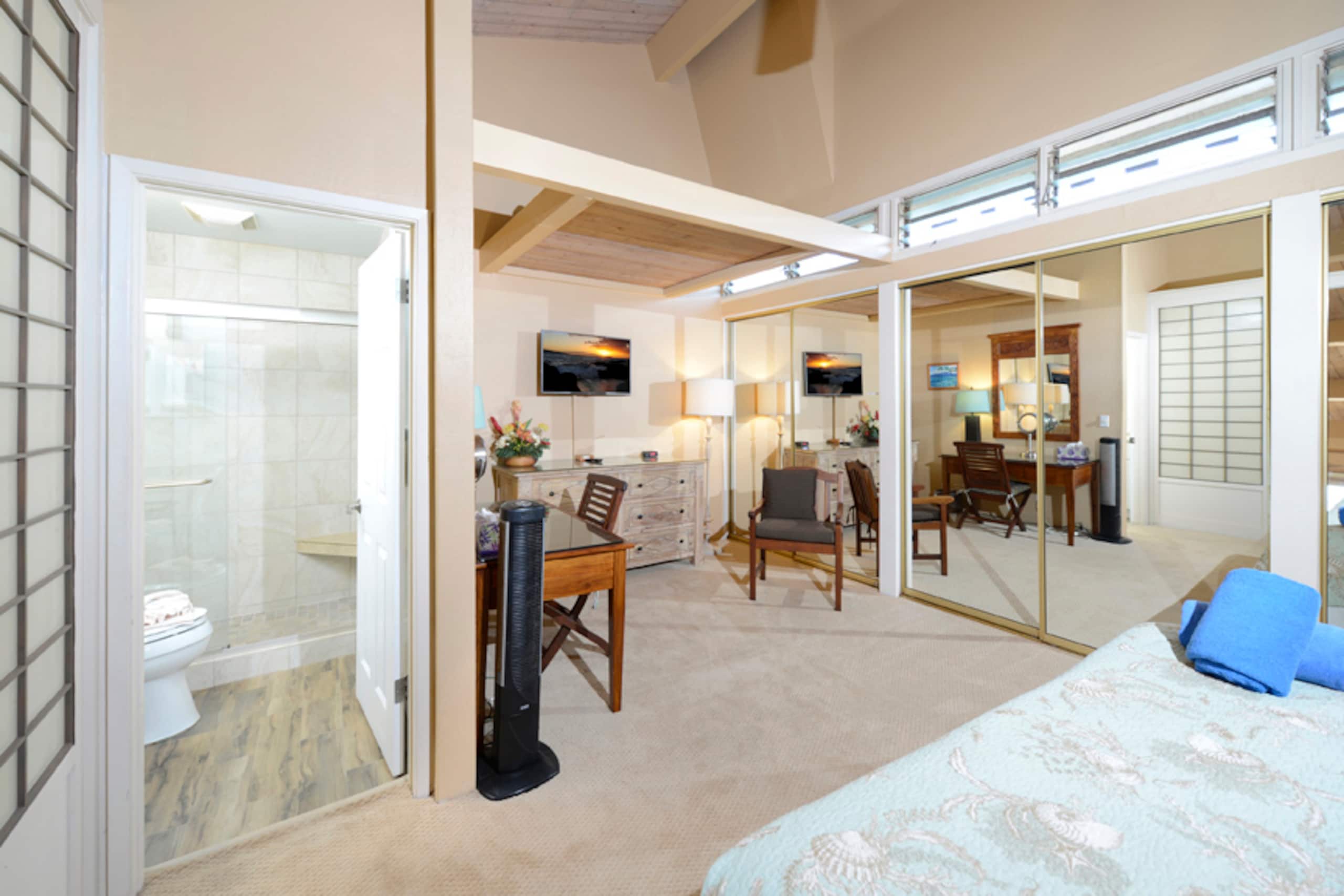 Condo in Lahaina · ★5.0 · 2 bedrooms · 2 beds · 2 private baths - Image 11