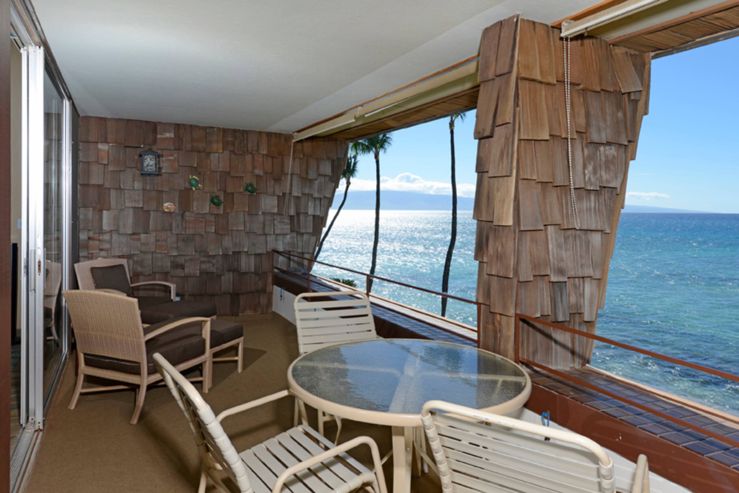 Condo in Lahaina · ★5.0 · 2 bedrooms · 2 beds · 2 private baths - Image 3