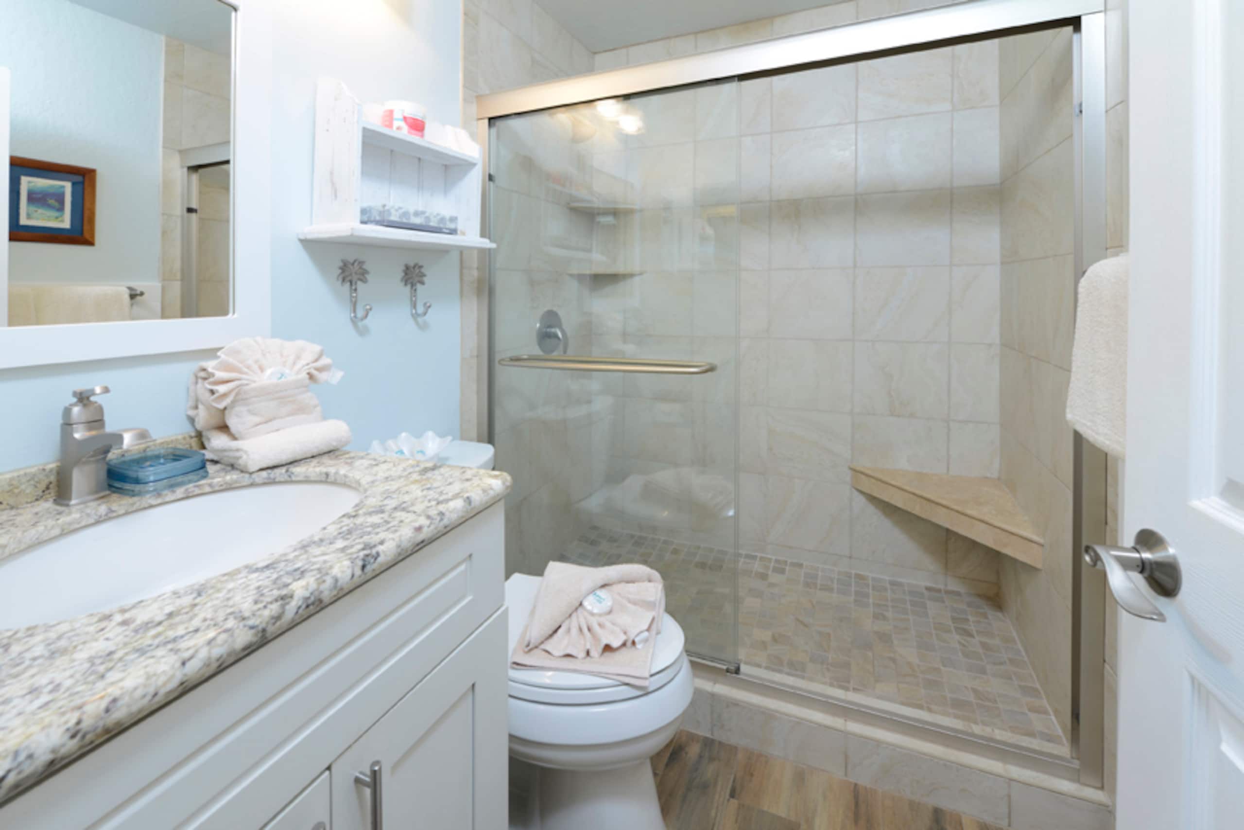 Condo in Lahaina · ★5.0 · 2 bedrooms · 2 beds · 2 private baths - Image 12