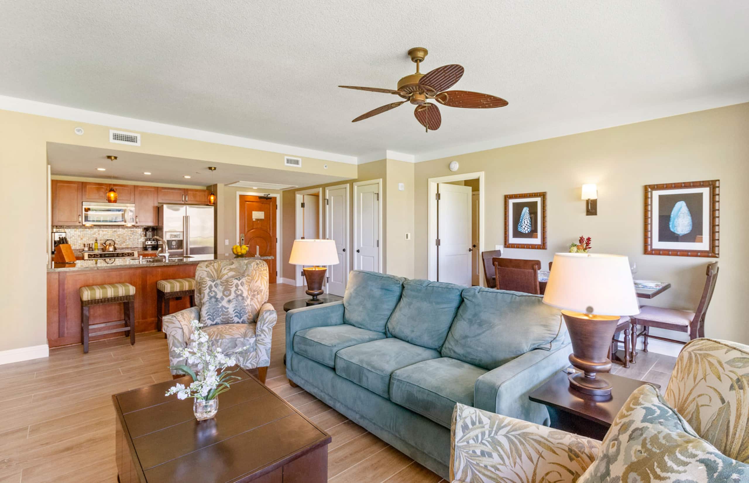 Condo in Lahaina · ★5.0 · 4 bedrooms · 5 beds · 4 baths - Image 12