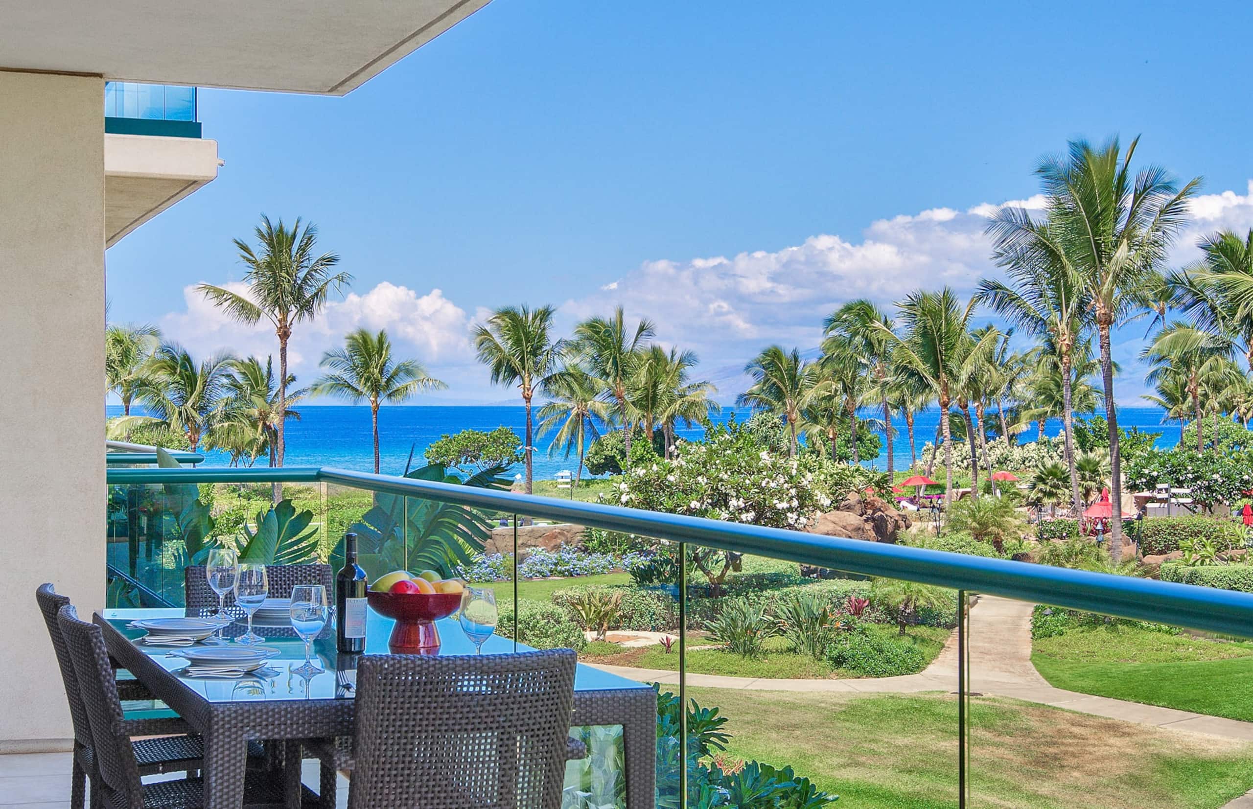Condo in Lahaina · ★5.0 · 4 bedrooms · 5 beds · 4 baths - Image 1