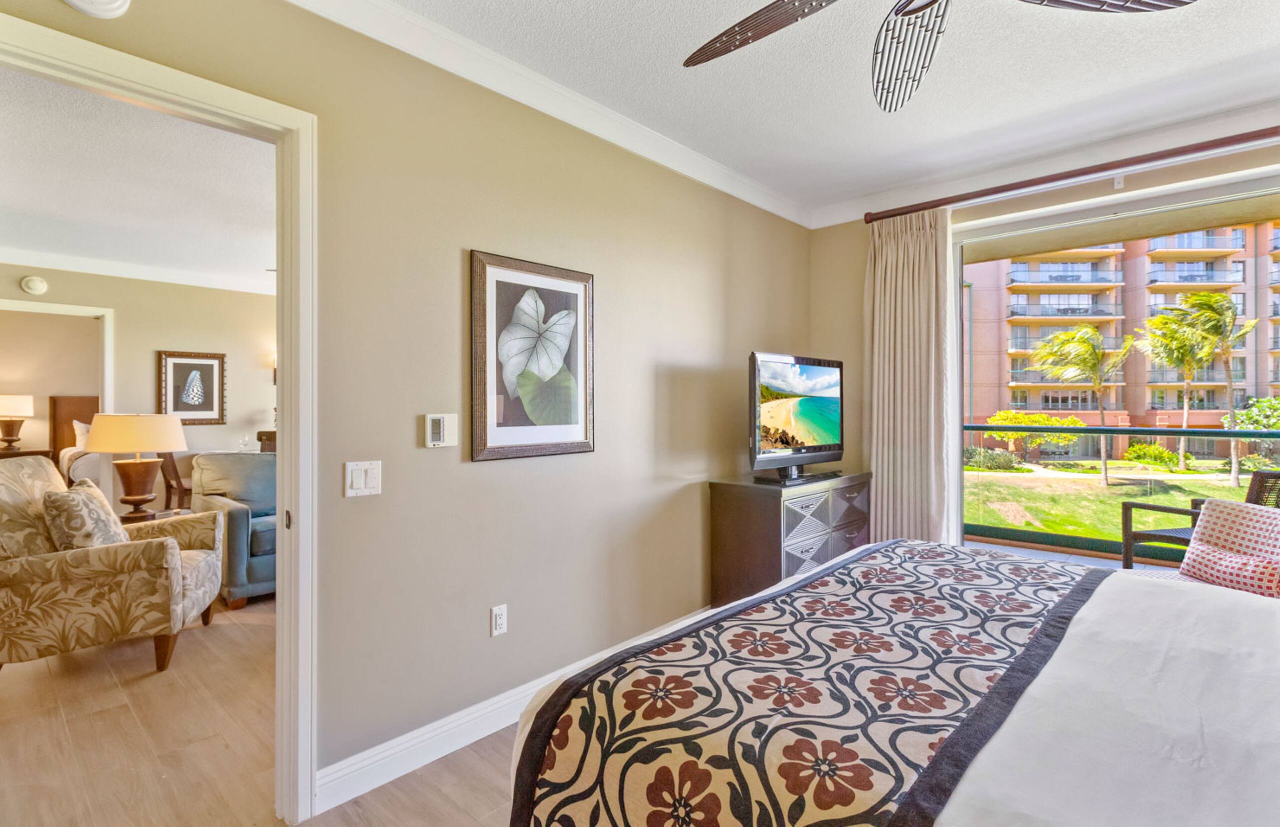 Condo in Lahaina · ★5.0 · 4 bedrooms · 5 beds · 4 baths - Image 14