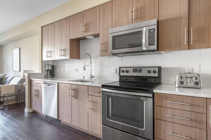 Blueground | Mountain View, pool, gym, bbq gallery image 5