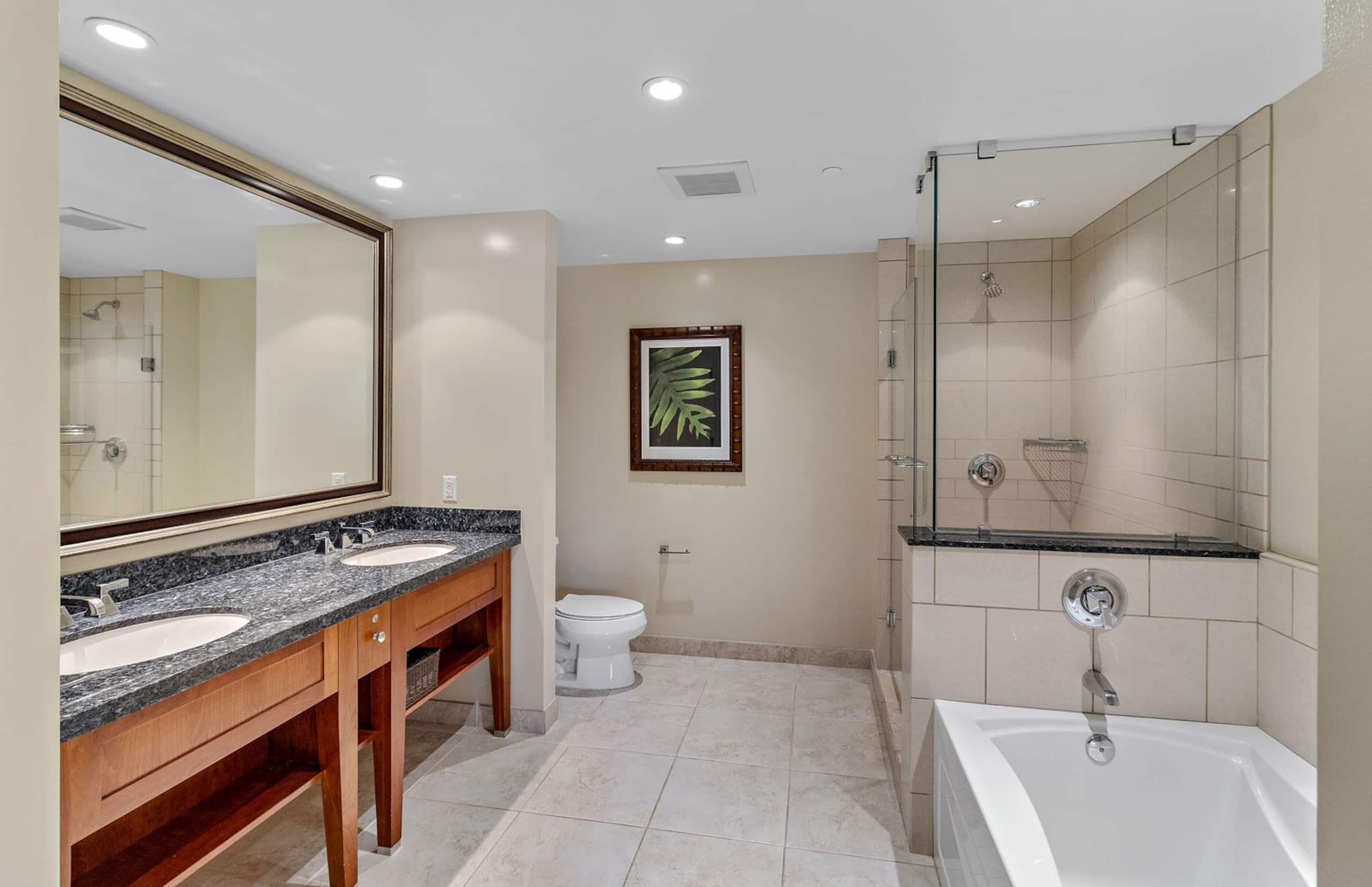 Condo in Lahaina · ★4.4 · 3 bedrooms · 7 beds · 3 shared baths - Image 35