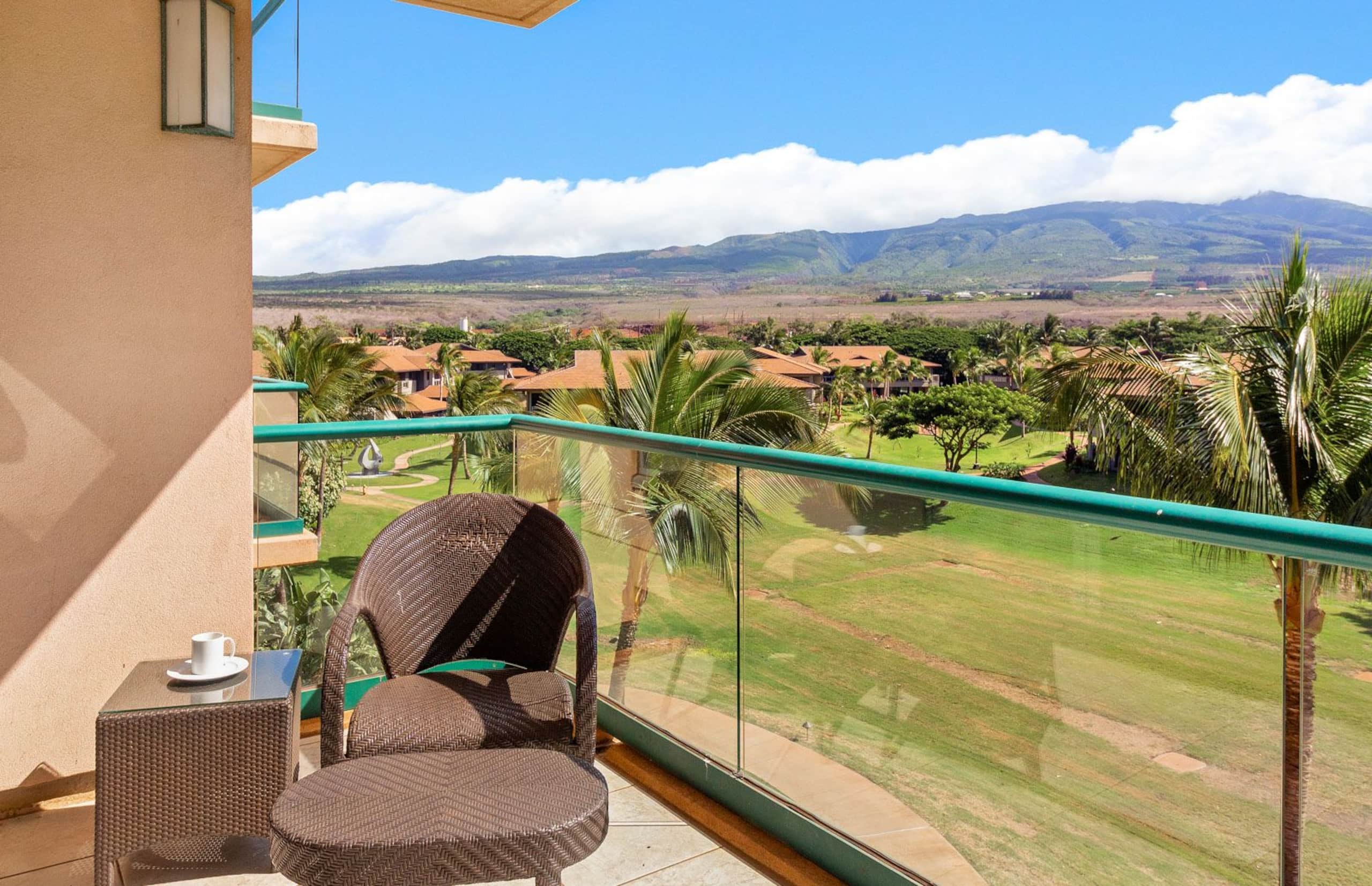 Condo in Lahaina · ★4.4 · 3 bedrooms · 7 beds · 3 shared baths - Image 31