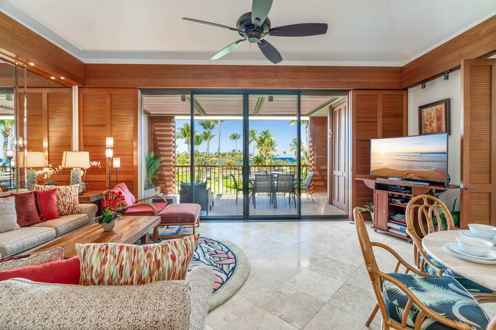 Oceanfront Mauna Lani 2 bdrm Condo, Steps to Beach