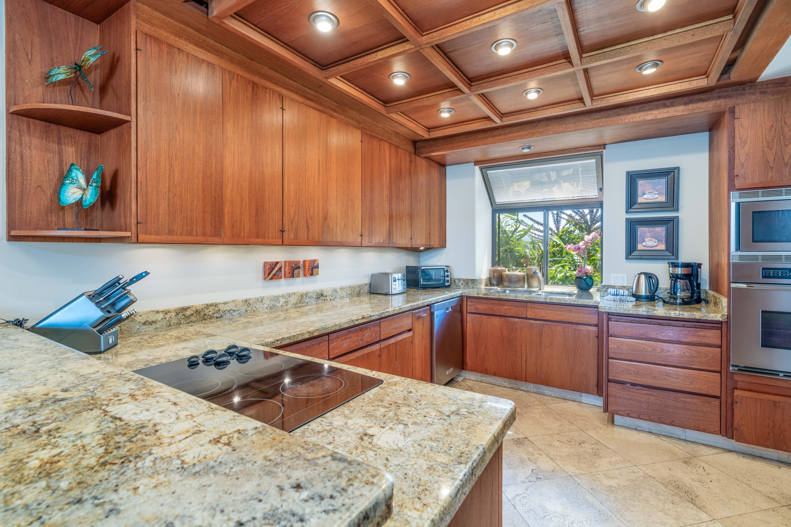 Condo in Waimea · ★5.0 · 2 bedrooms · 3 beds · 2.5 baths - Image 10