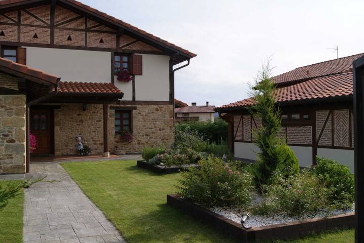 Beautiful Rural House in Zuia – Bakubitxi gallery image 3