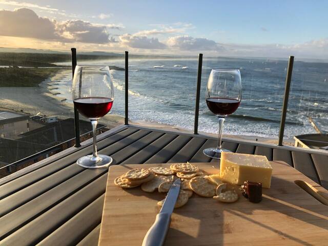 Strand Beachside 1003 – Penthouse gallery image 2