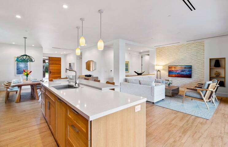 Maui Resort Rentals: 6BR Luana Garden Villas gallery image 5