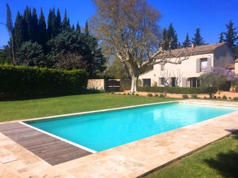 Vacation rental house with pool Plan D'orgon Ls1-3