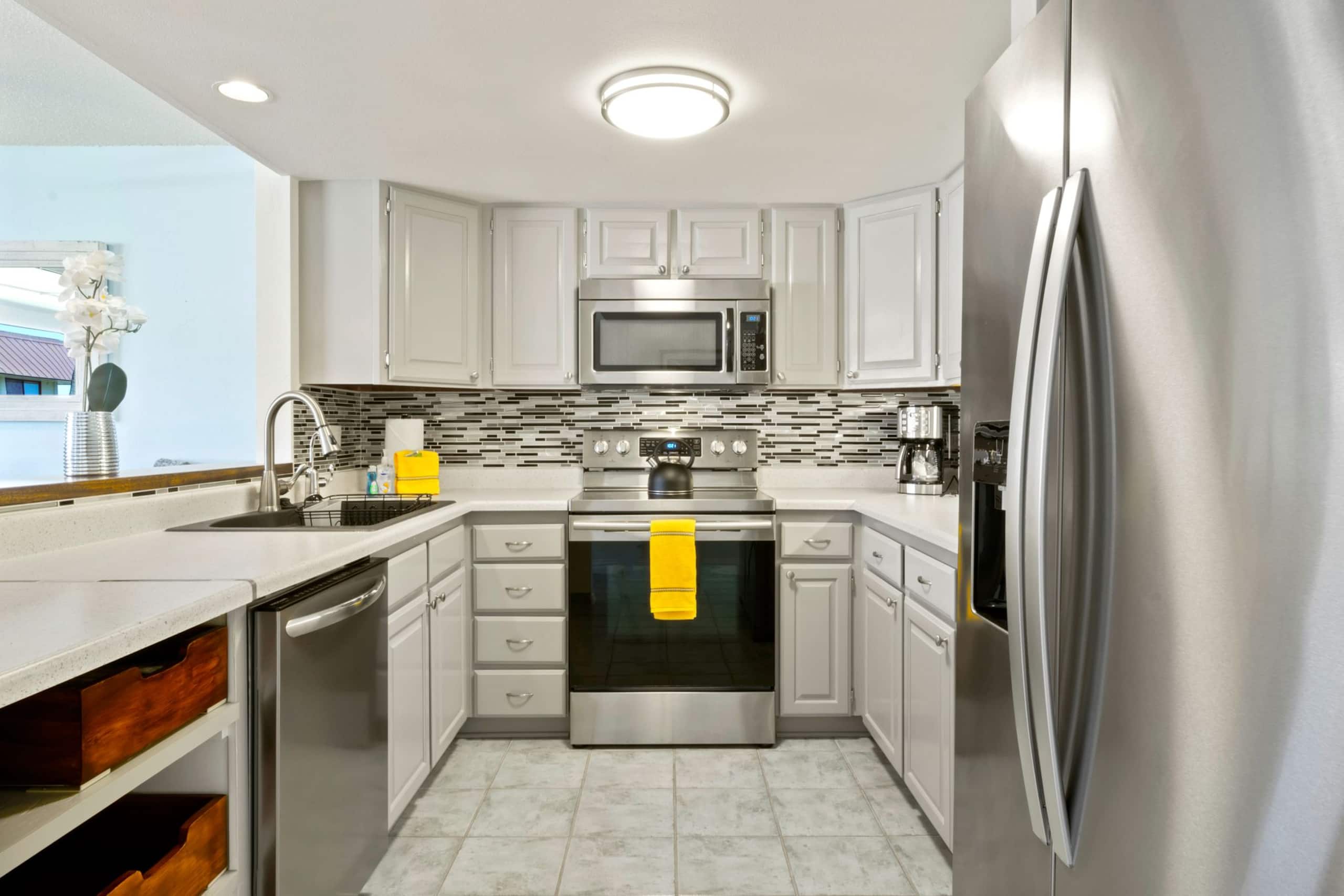 Condo in Kailua-Kona · ★4.79 · 2 bedrooms · 3 beds · 2 baths - Image 17