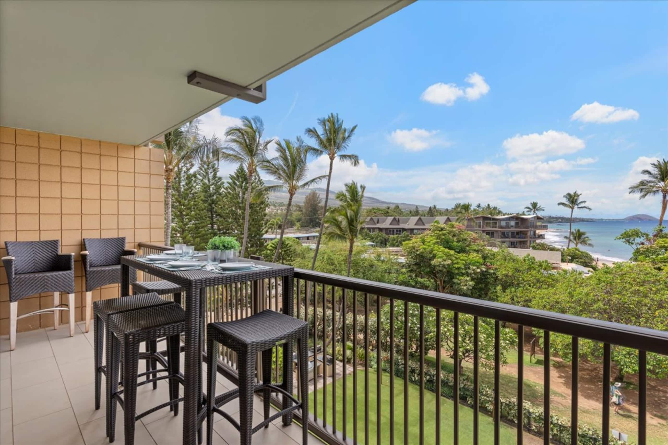 Condo in Kihei · ★4.65 · 2 bedrooms · 3 beds · 2 baths - Image 11