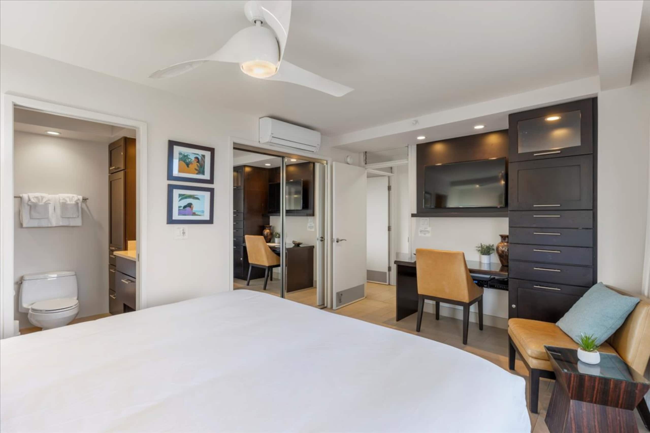 Condo in Kihei · ★4.65 · 2 bedrooms · 3 beds · 2 baths - Image 33