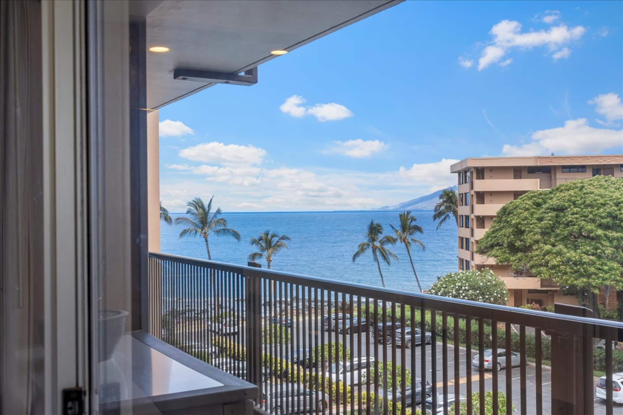 Condo in Kihei · ★4.65 · 2 bedrooms · 3 beds · 2 baths - Image 32