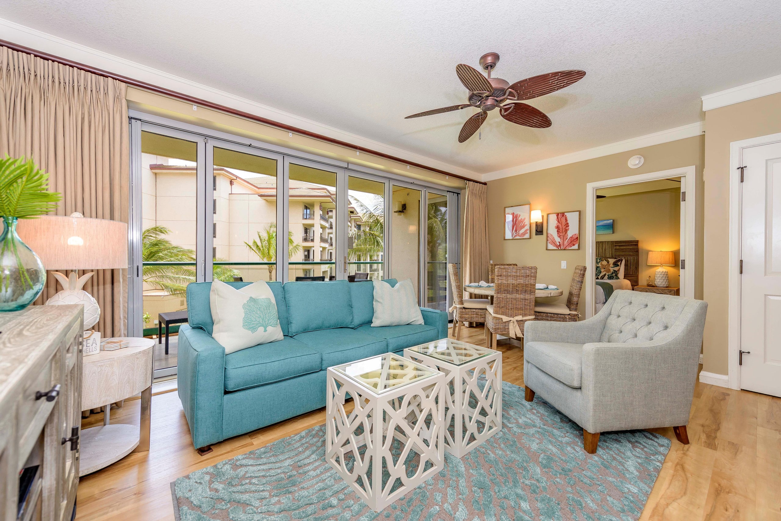 Condo in Lahaina · ★4.82 · 1 bedroom · 2 beds · 1 bath - Image 4