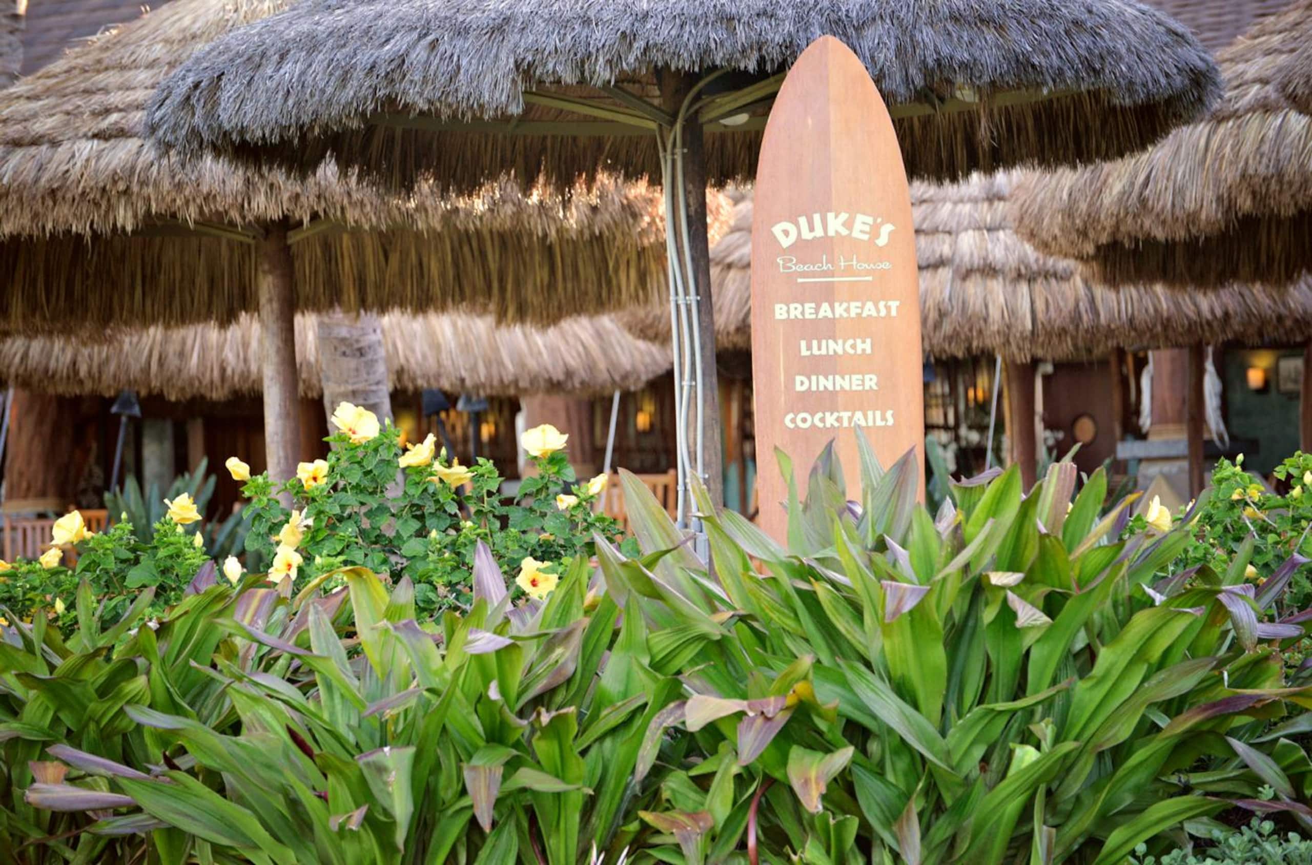 Condo in Lahaina · ★4.82 · 1 bedroom · 2 beds · 1 bath - Image 25