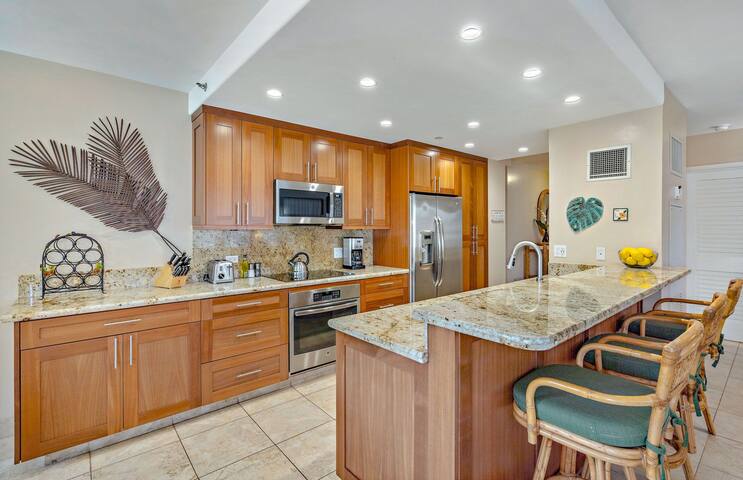 Maui Resort Rentals: Kaanapali Alii 256 gallery image 3