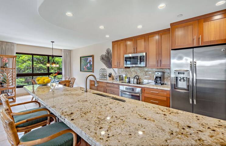 Maui Resort Rentals: Kaanapali Alii 256 gallery image 2